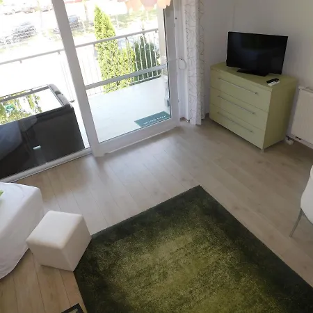 Relax Apartman * Zamárdi